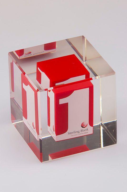Trophée en acrylique -  AKR001