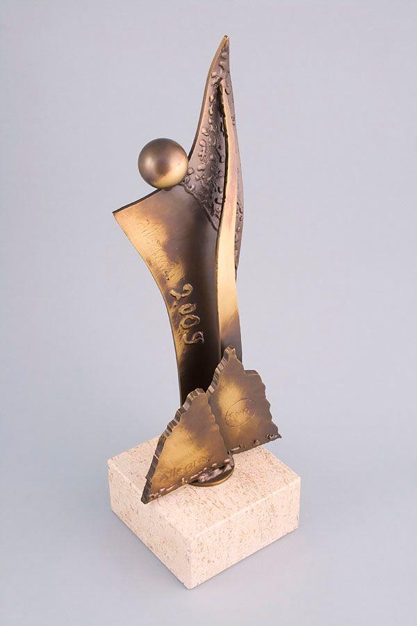 Trophées en métal -  MET013
