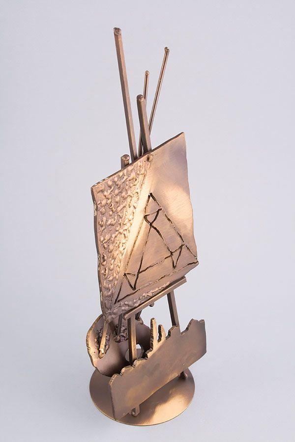 Trophées en métal -  MET018
