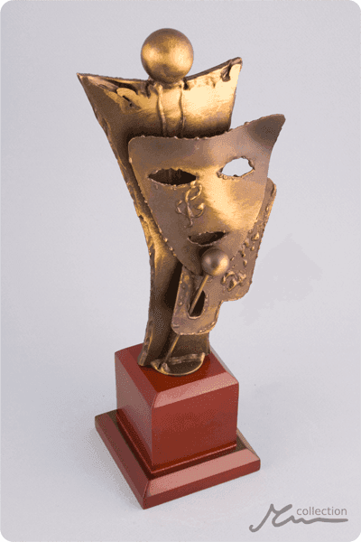 Trophées en métal -  MET061