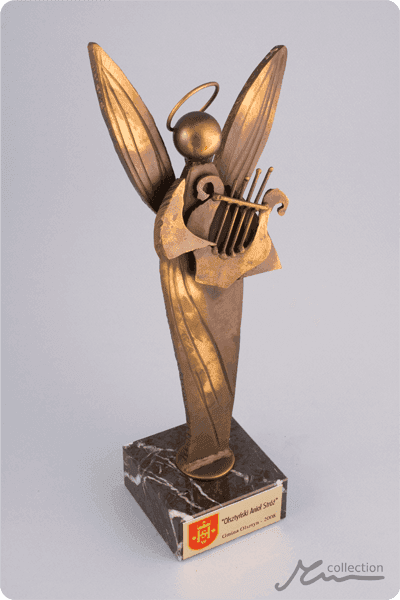 Trophées en métal -  MET062