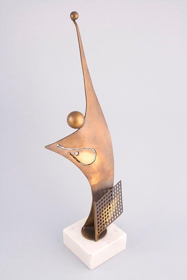 Trophées en métal -  MET007