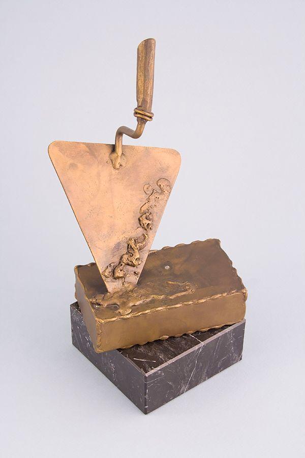 Trophées en métal -  MET009
