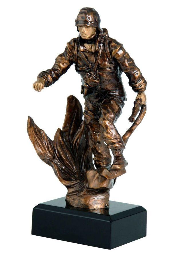 Trophées en résine -  RES126