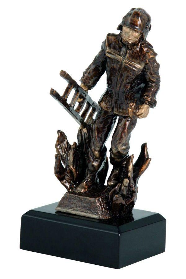 Trophées en résine -  RES131